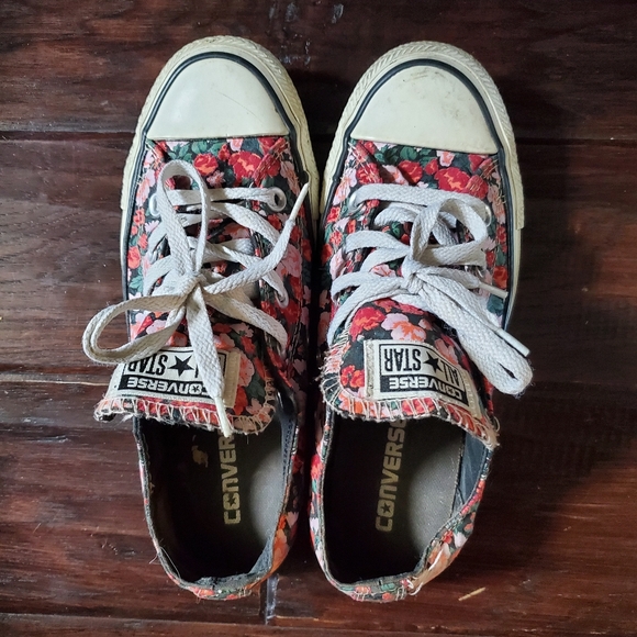 Converse Shoes - Converse canvas floral sneakers